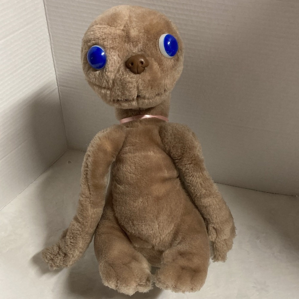 ET Plush Showtime Extra Terrestrial Vtg 1982 Stuffed Animal Brown Cuddly 12”